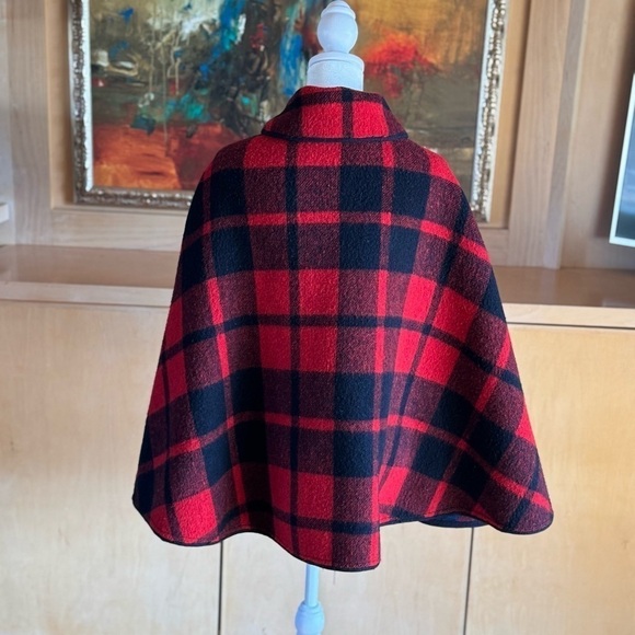 Vintage Mid Century Reversible Wool Plaid Ideal Cape - Picture 10 of 16